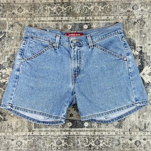 Levi Nouveau Jeans Stretch Shorts